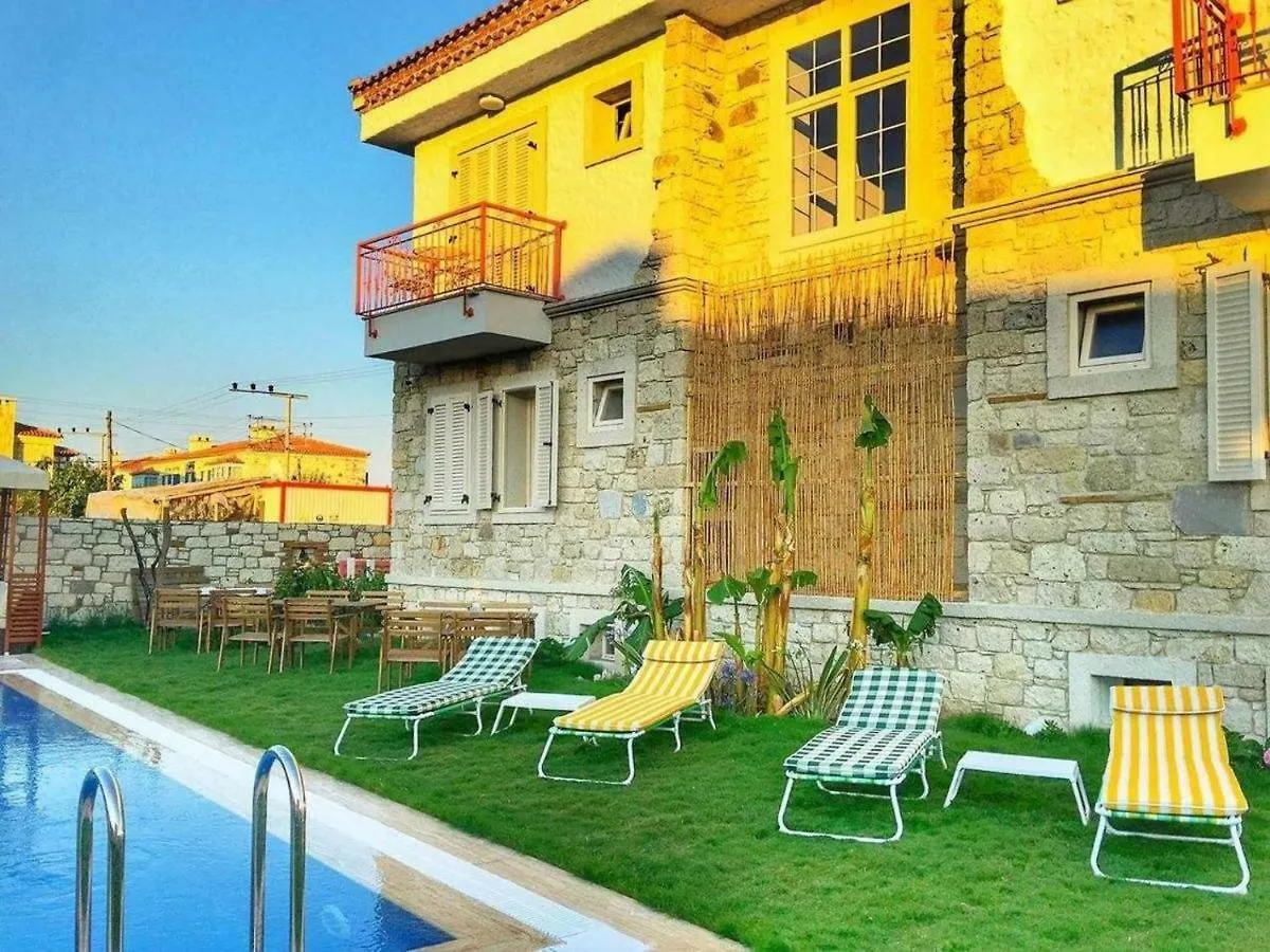 Alacati Viola Hotel (Adults Only) 2*,  Turcja